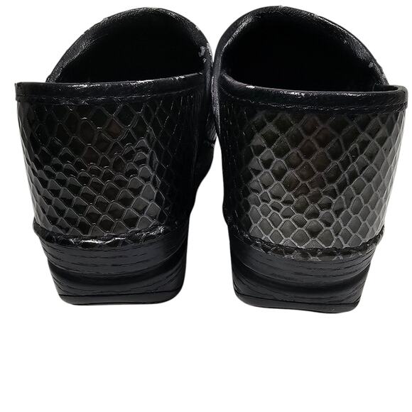 Dansko XP Green Anaconda Patent Leather Professional Clogs EU 39| US Women 8.5-9 - Picture 3 of 12